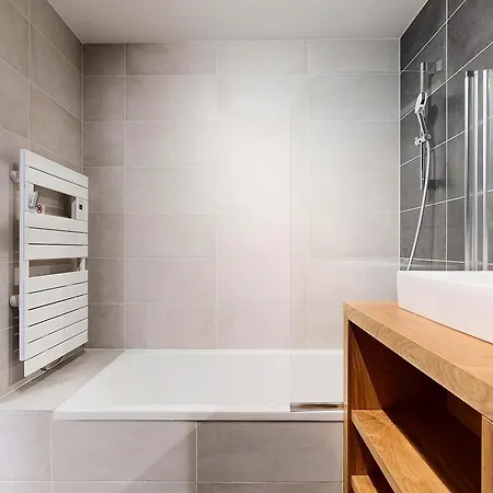 Apartment Evasion Alpine - Vue Imprenable & Confort Moderne La Plagne